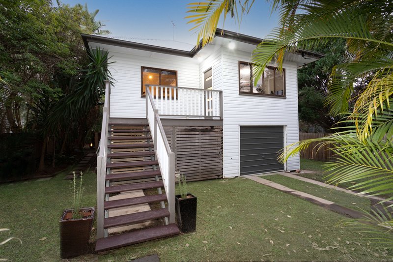 Photo - 19 Farm Street, Newmarket QLD 4051 - Image 11