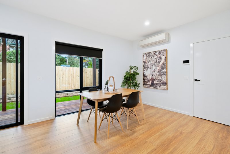 Photo - 1/9 Farnham Road, Bayswater VIC 3153 - Image 6