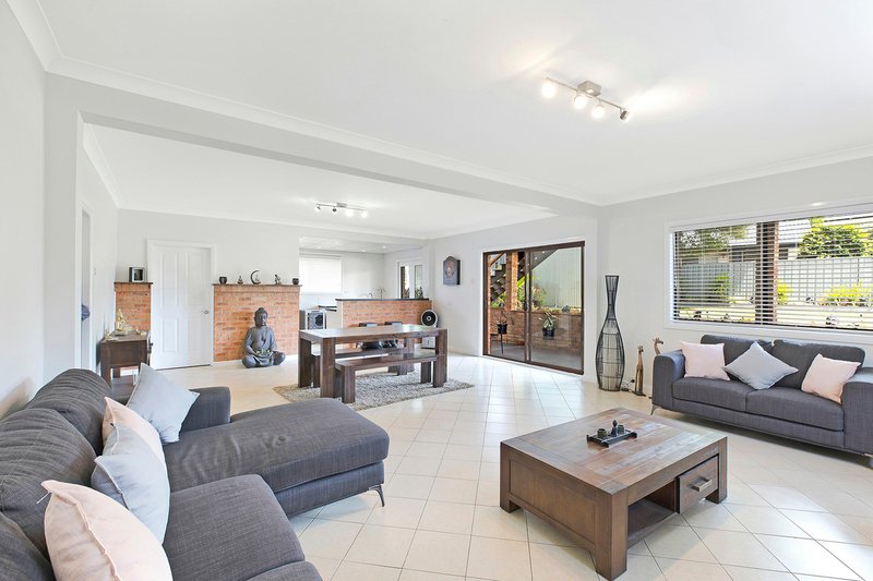 Photo - 19 Farrar Road, Killarney Vale NSW 2261 - Image 13