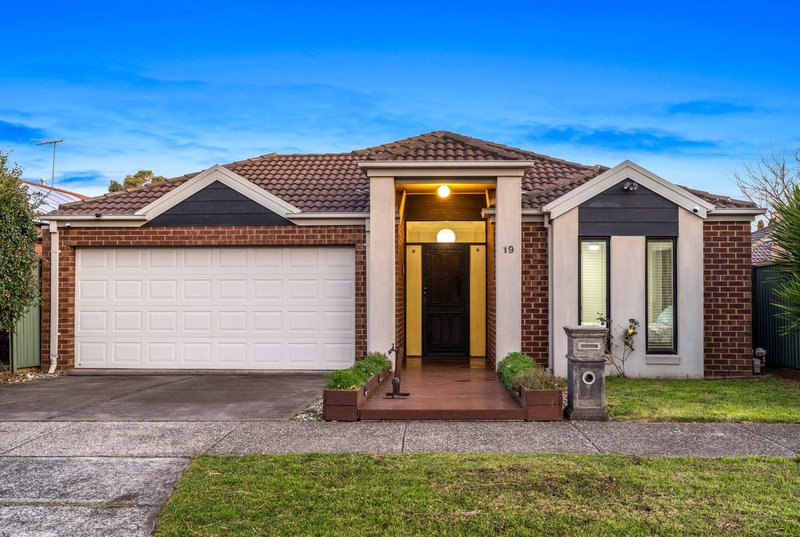 19 Fawkner Lane, Craigieburn VIC 3064