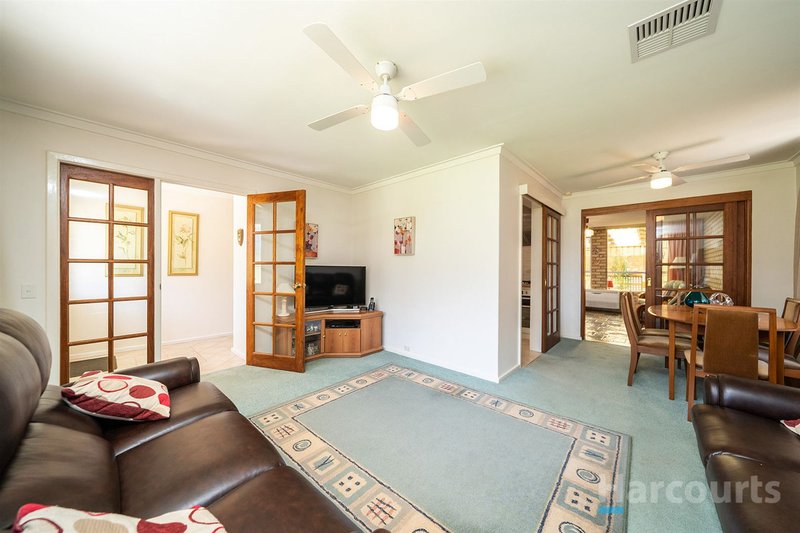 Photo - 19 Fenton Way, Hillarys WA 6025 - Image 11