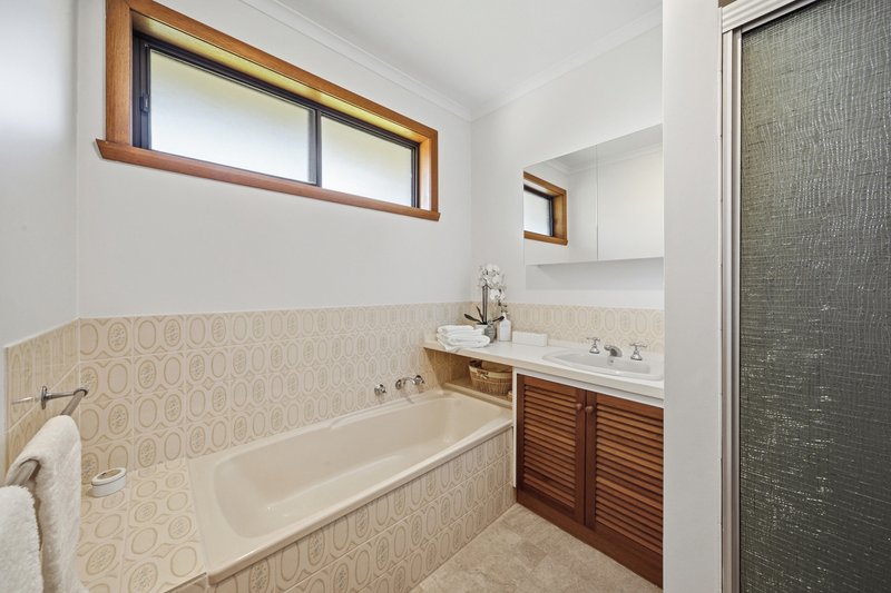 Photo - 19 Ferguson Road, Tatura VIC 3616 - Image 12