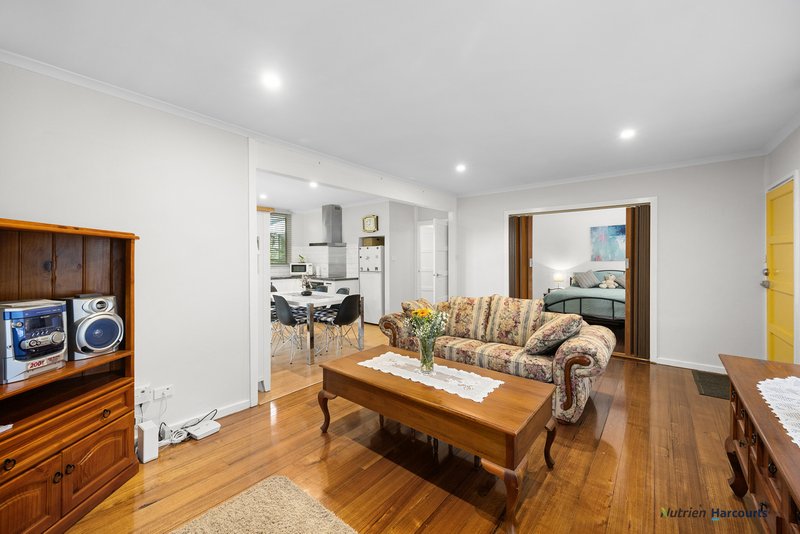 Photo - 19 Fifth Street, Eildon VIC 3713 - Image 8