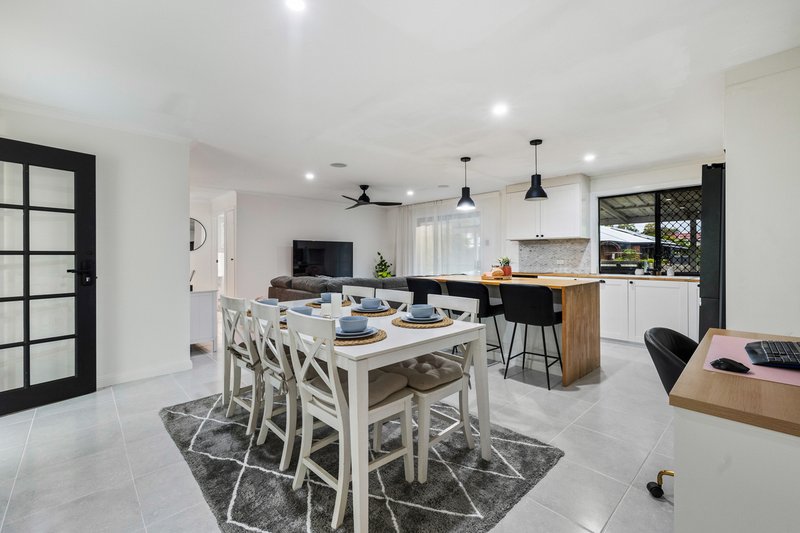 Photo - 19 Finucane Road Of , Capalaba QLD 4157 - Image 11