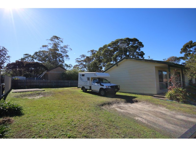 Photo - 19 Flamingo Avenue, Sanctuary Point NSW 2540 - Image 5