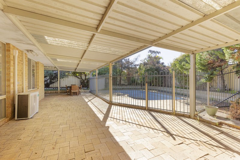 Photo - 19 Forbes Court, Merriwa WA 6030 - Image 2