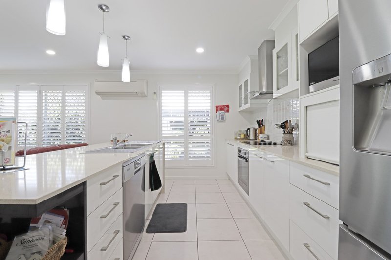 Photo - 19 Foreshore Court, Dicky Beach QLD 4551 - Image 3