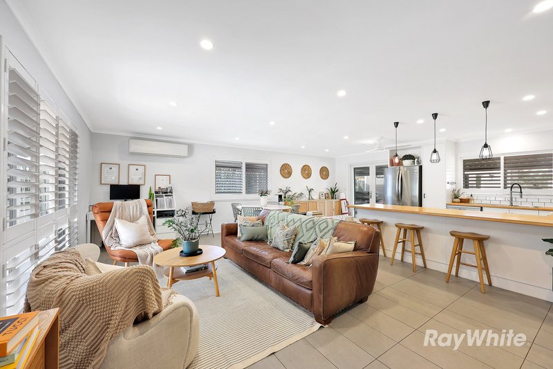 Photo - 19 Foreshore Parade, Bargara QLD 4670 - Image 3