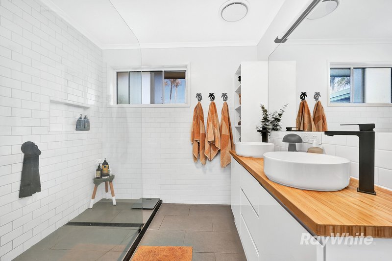 Photo - 19 Foreshore Parade, Bargara QLD 4670 - Image 4