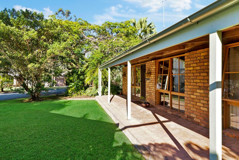 Photo - 19 Forest Court, Tewantin QLD 4565 - Image 2