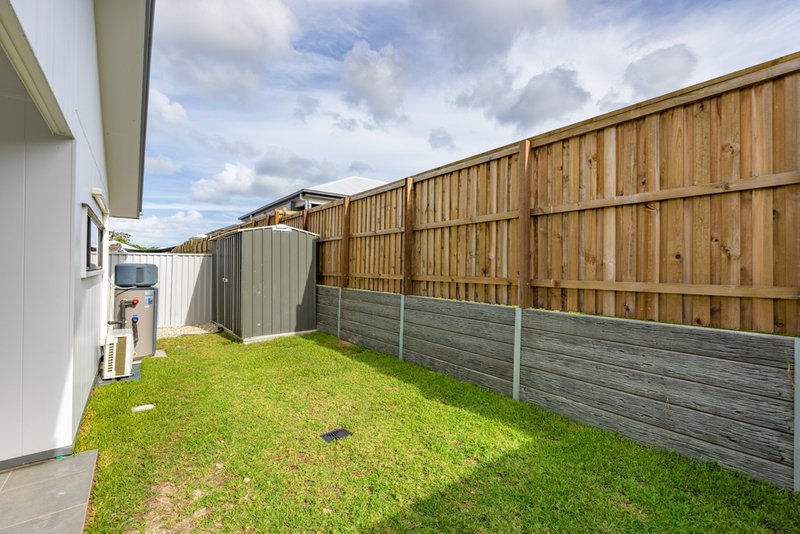 Photo - 19 Fortuitous Street, Morayfield QLD 4506 - Image 15