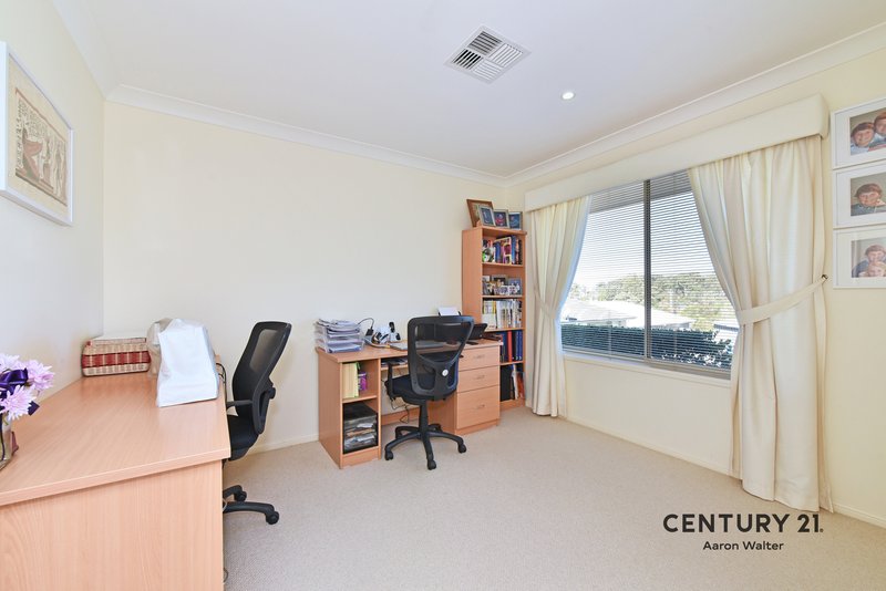 Photo - 19 Foveaux Street, Cameron Park NSW 2285 - Image 17