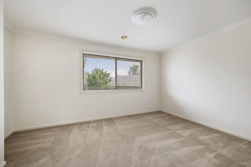 Photo - 19 Frances Burke Street, Gungahlin ACT 2912 - Image 14