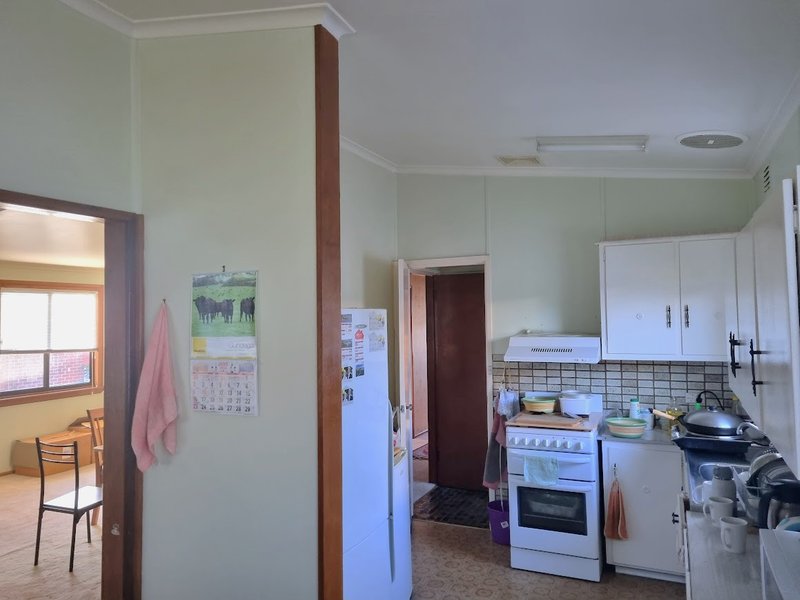 Photo - 19 Francis Avenue, Gundagai NSW 2722 - Image 6