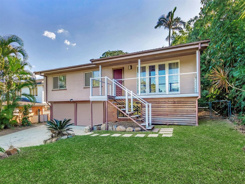 Photo - 19 Franciscea Street, Everton Hills QLD 4053 - Image 1