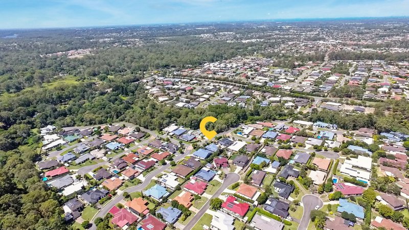 Photo - 19 Franzin Drive, Cashmere QLD 4500 - Image 3