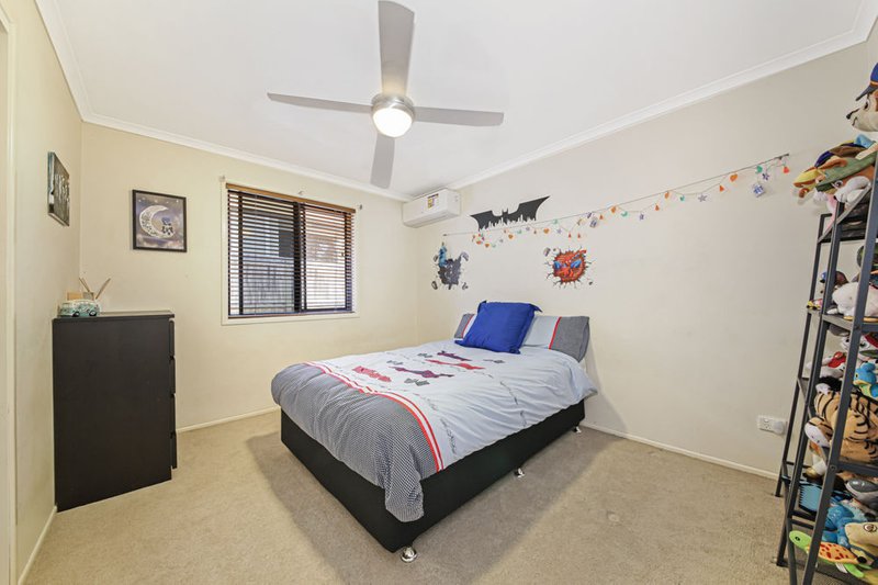 Photo - 19 Franzin Drive, Cashmere QLD 4500 - Image 23