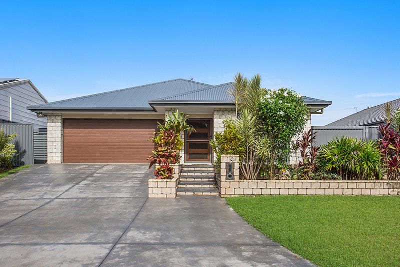 19 Fraser Drive, Tweed Heads South NSW 2486