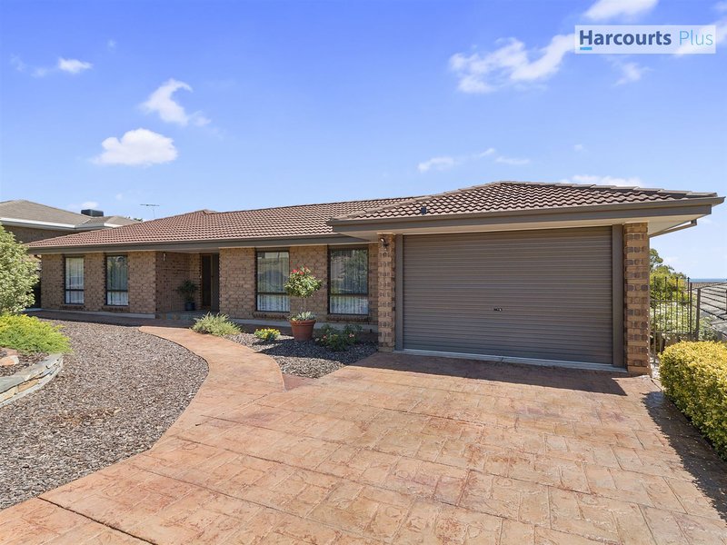 Photo - 19 Freya Avenue, Hallett Cove SA 5158 - Image 3