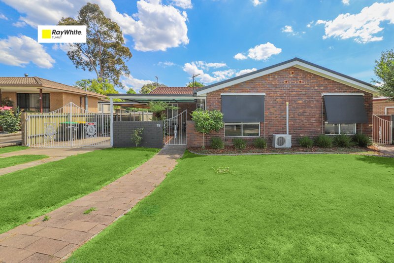 19 Gadara Place, Tumut NSW 2720