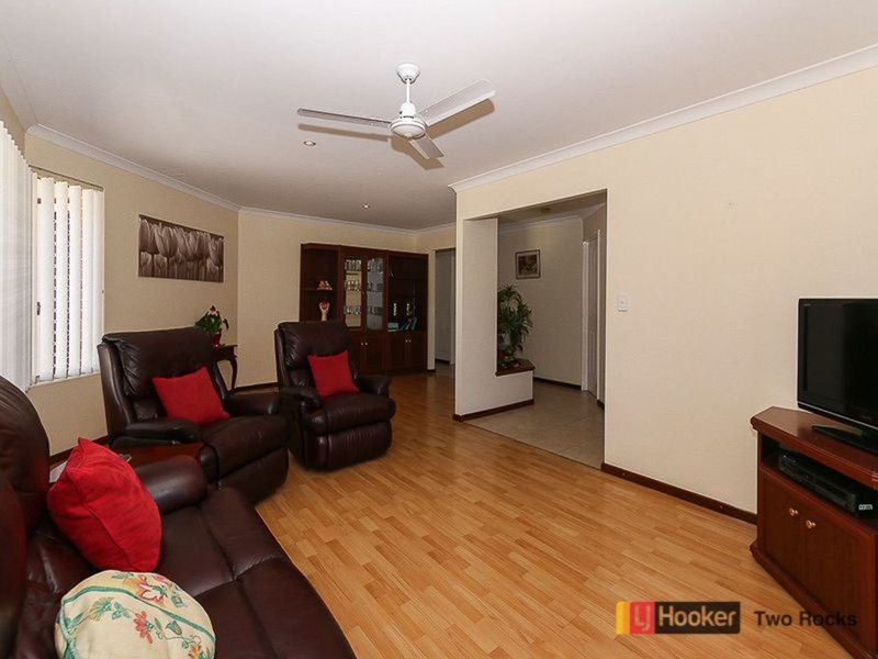 Photo - 19 Galleon Place, Yanchep WA 6035 - Image 7