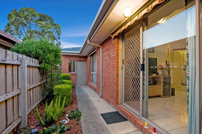 Photo - 19 Gallery Gate Road, Yallambie VIC 3085 - Image 10