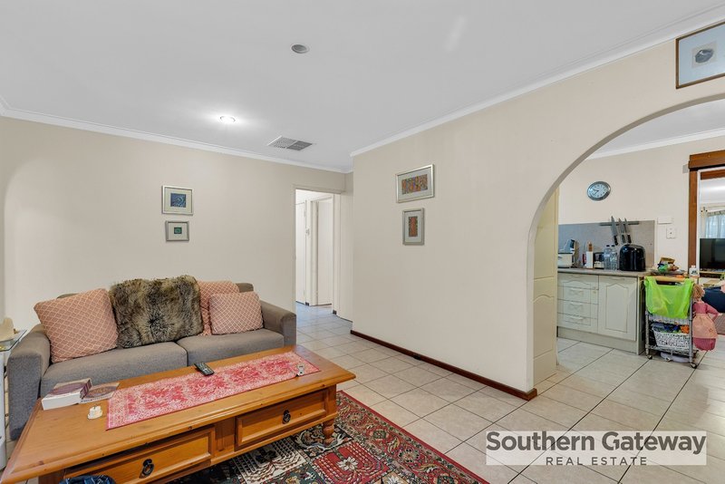 Photo - 19 Galliers Avenue, Armadale WA 6112 - Image 1