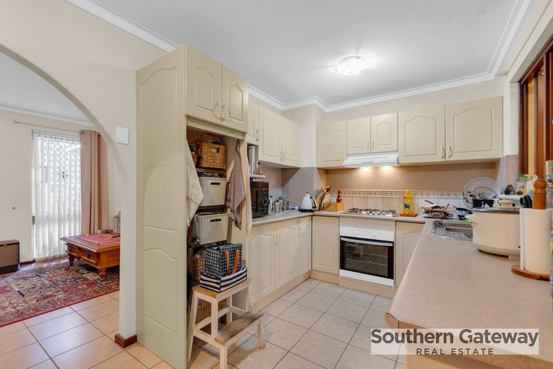 Photo - 19 Galliers Avenue, Armadale WA 6112 - Image 4