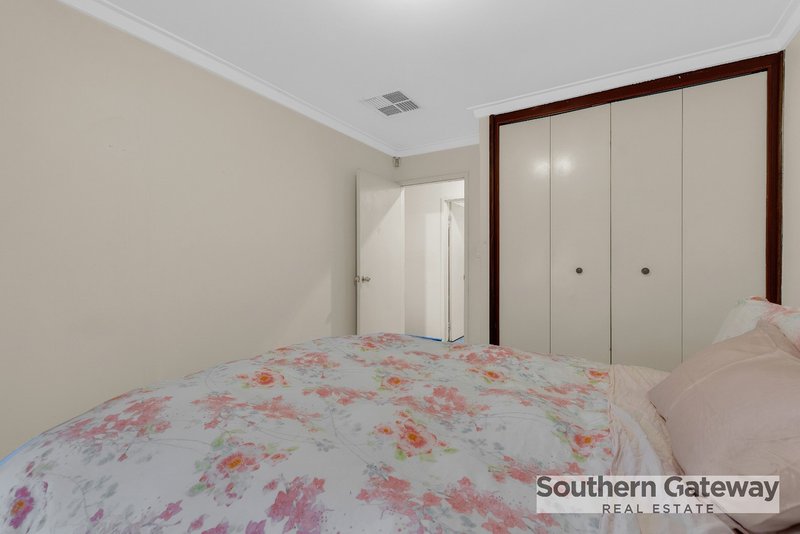 Photo - 19 Galliers Avenue, Armadale WA 6112 - Image 9