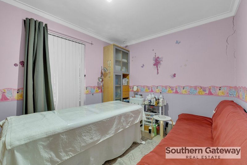 Photo - 19 Galliers Avenue, Armadale WA 6112 - Image 10