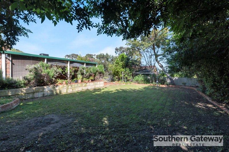 Photo - 19 Galliers Avenue, Armadale WA 6112 - Image 16