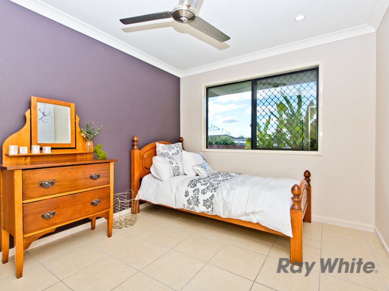 Photo - 19 Geneva Crescent, Narangba QLD 4504 - Image 7