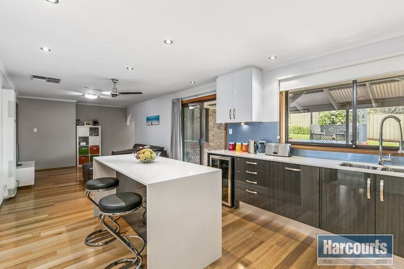 Photo - 19 Genoa Court, Hallett Cove SA 5158 - Image 6