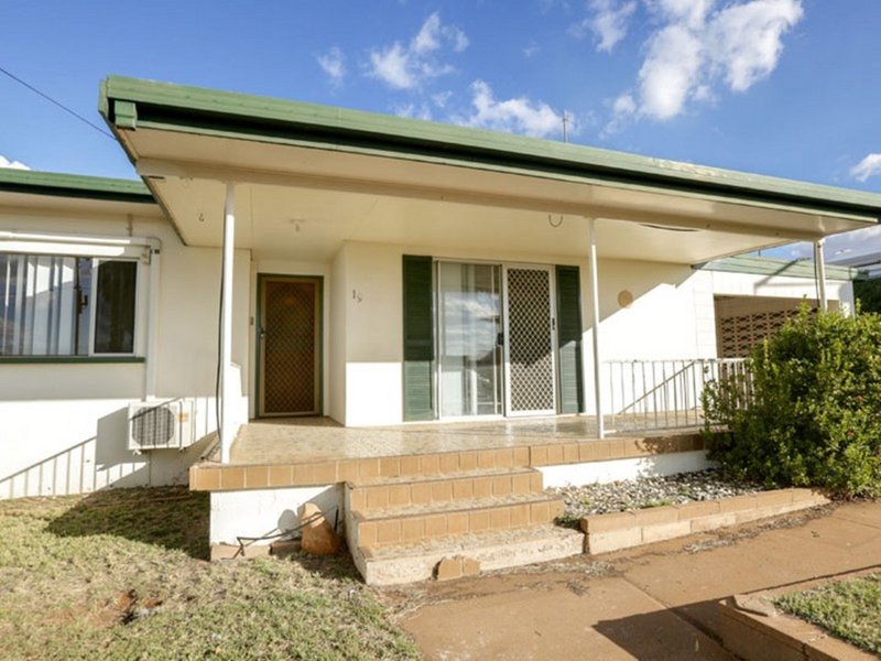 Photo - 19 George Street, Mount Isa QLD 4825 - Image 4