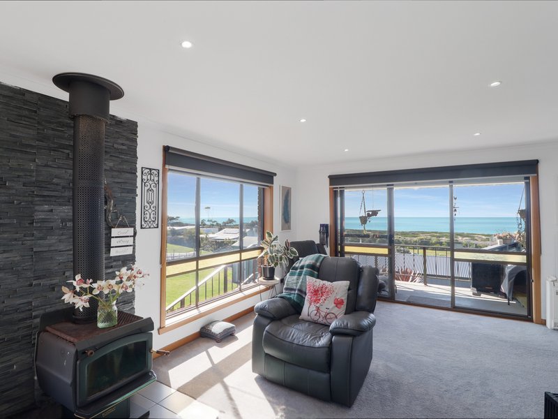 Photo - 19 George Street, Scamander TAS 7215 - Image 6