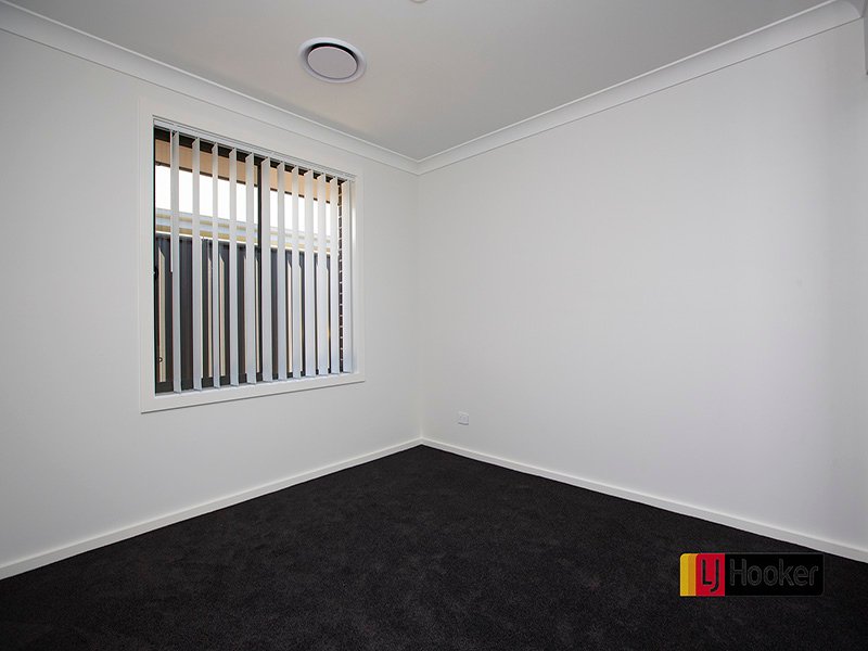 Photo - 19 Gilbert Drive, Westdale NSW 2340 - Image 10