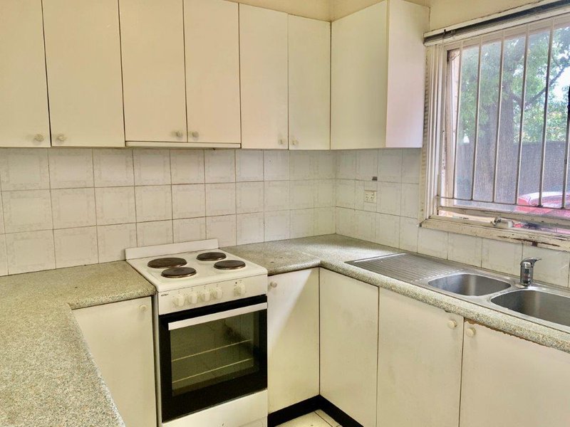 Photo - 1/9 Gilbert Street, Cabramatta NSW 2166 - Image 2
