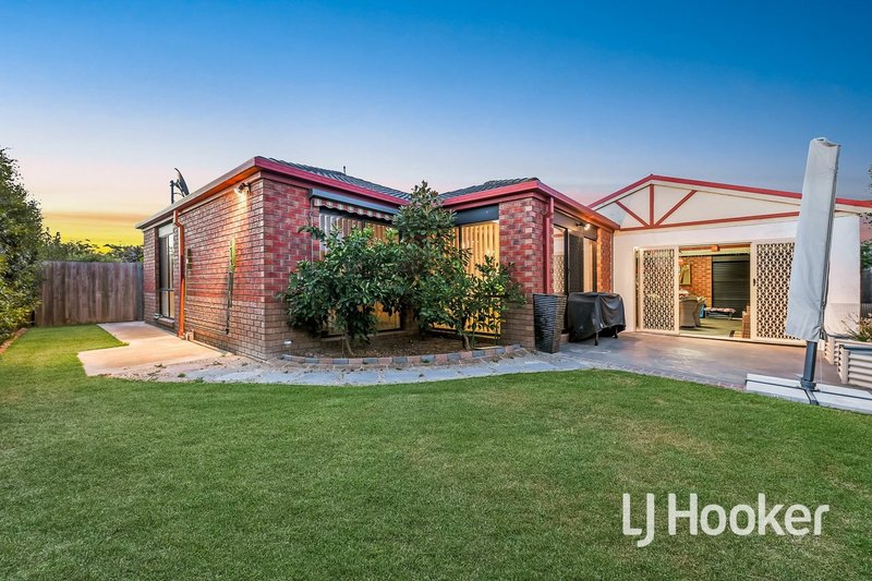 Photo - 19 Gillian Place, Pakenham VIC 3810 - Image 15