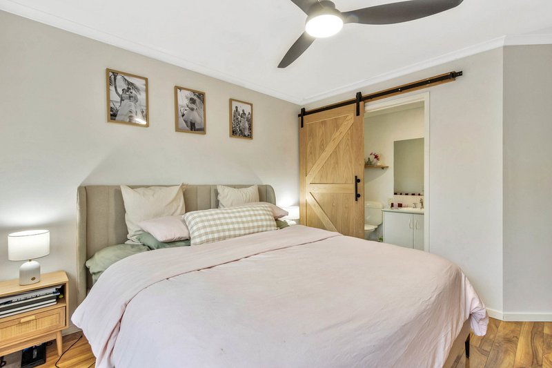 Photo - 19 Gleeson Grove, Evanston Park SA 5116 - Image 14