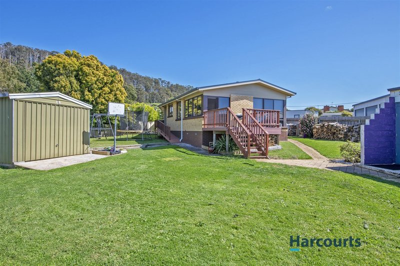 Photo - 19 Glenburn Cresent , Sulphur Creek TAS 7316 - Image 8