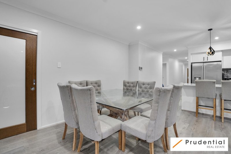 Photo - 19 Glendiver Street, Gledswood Hills NSW 2557 - Image 6