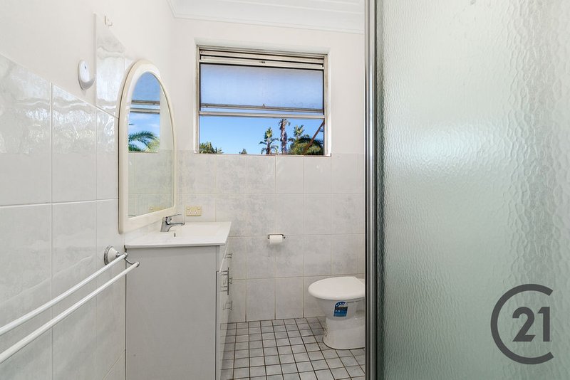 Photo - 19 Glenfield Road, Glenfield NSW 2167 - Image 6