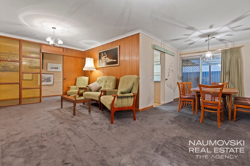 Photo - 19 Glenwood Way, Balcatta WA 6021 - Image 5