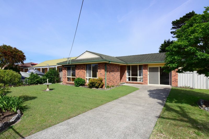 19 Golden Hill Avenue, Shoalhaven Heads NSW 2535