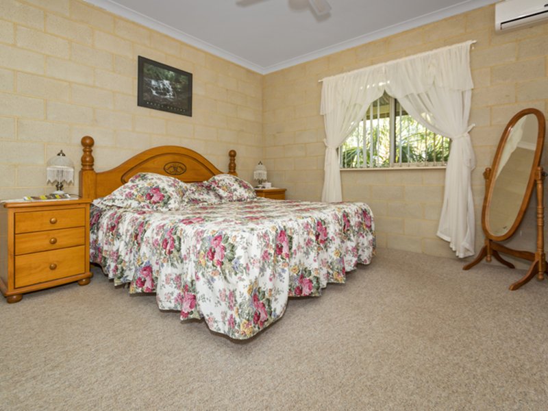 Photo - 19 Goodwin Road, Moresby WA 6530 - Image 11