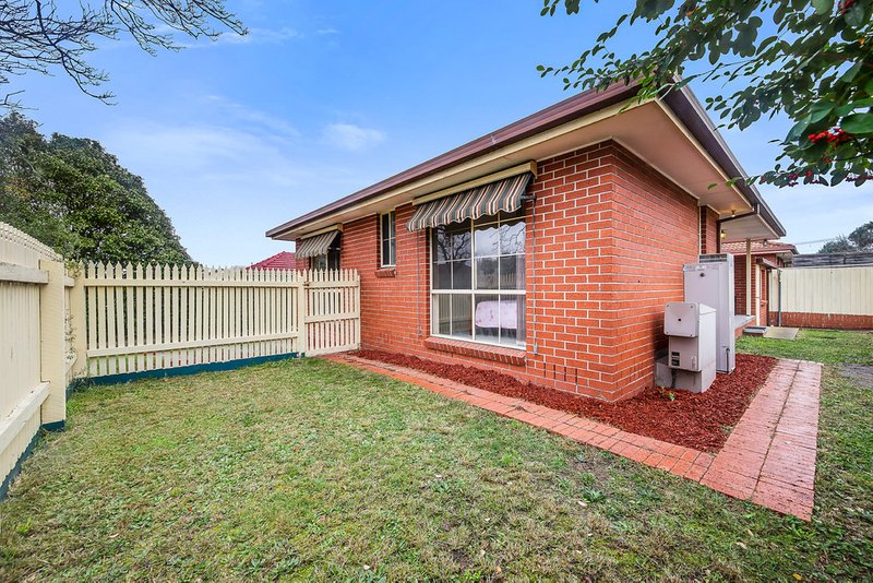 Photo - 1/9 Gordon Avenue, Oakleigh East VIC 3166 - Image 9