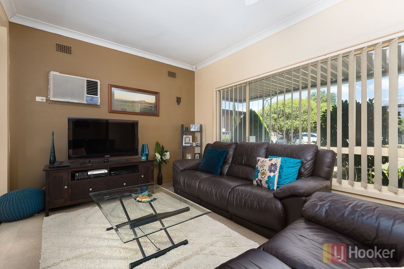 Photo - 19 Graham Avenue, Casula NSW 2170 - Image 2