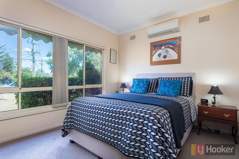 Photo - 19 Graham Avenue, Casula NSW 2170 - Image 5