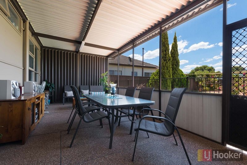 Photo - 19 Graham Avenue, Casula NSW 2170 - Image 6