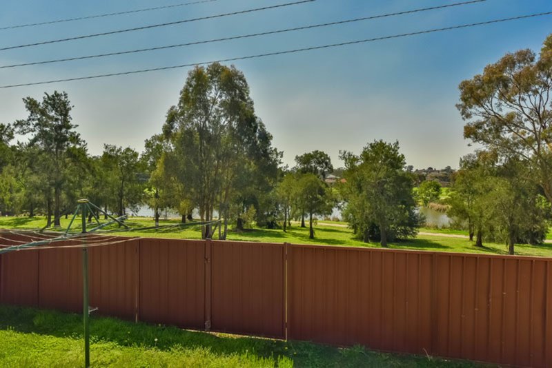 Photo - 19 Granite Place, Eagle Vale NSW 2558 - Image 9